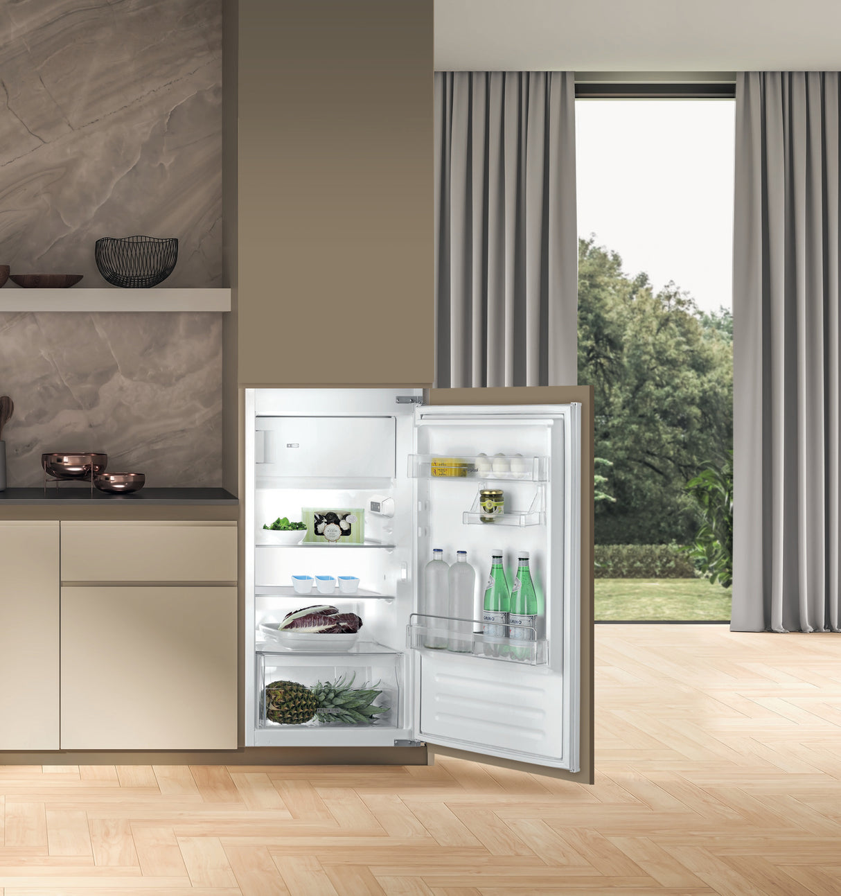 Whirlpool geïntegreerde koelkast: kleur rvs - ARG 104702