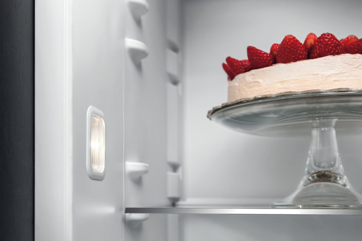 Bauknecht geïntegreerde koelkast: wit - KSI 18GF2 P