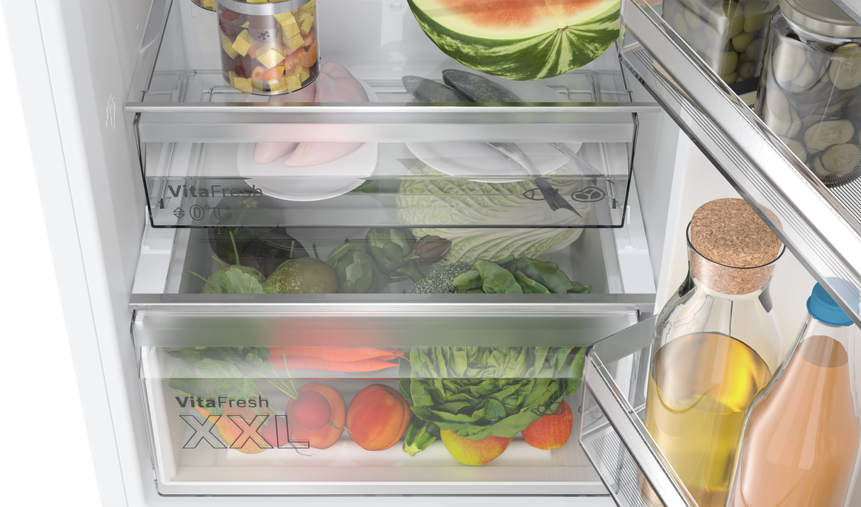 Bosch Serie 4 KGN392WCF koel-vriescombinatie Vrijstaand 363 l C Wit