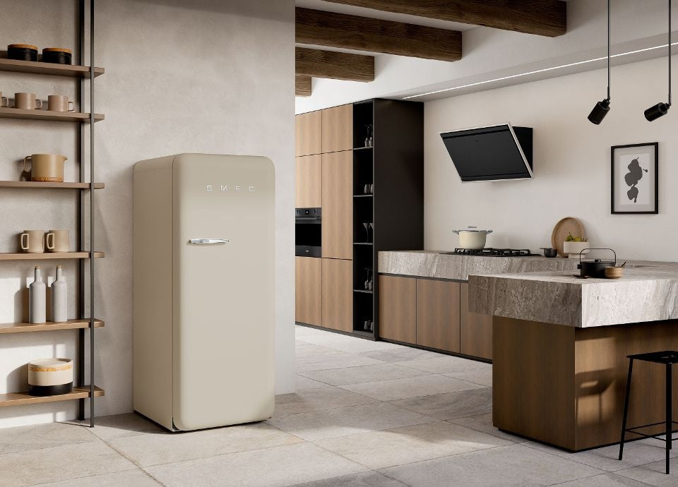 brx%3ApostcardDeskLarge