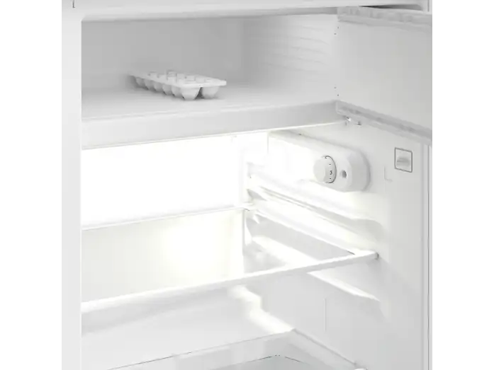 Beko TSE1285NG leeg interieur met vriesvak