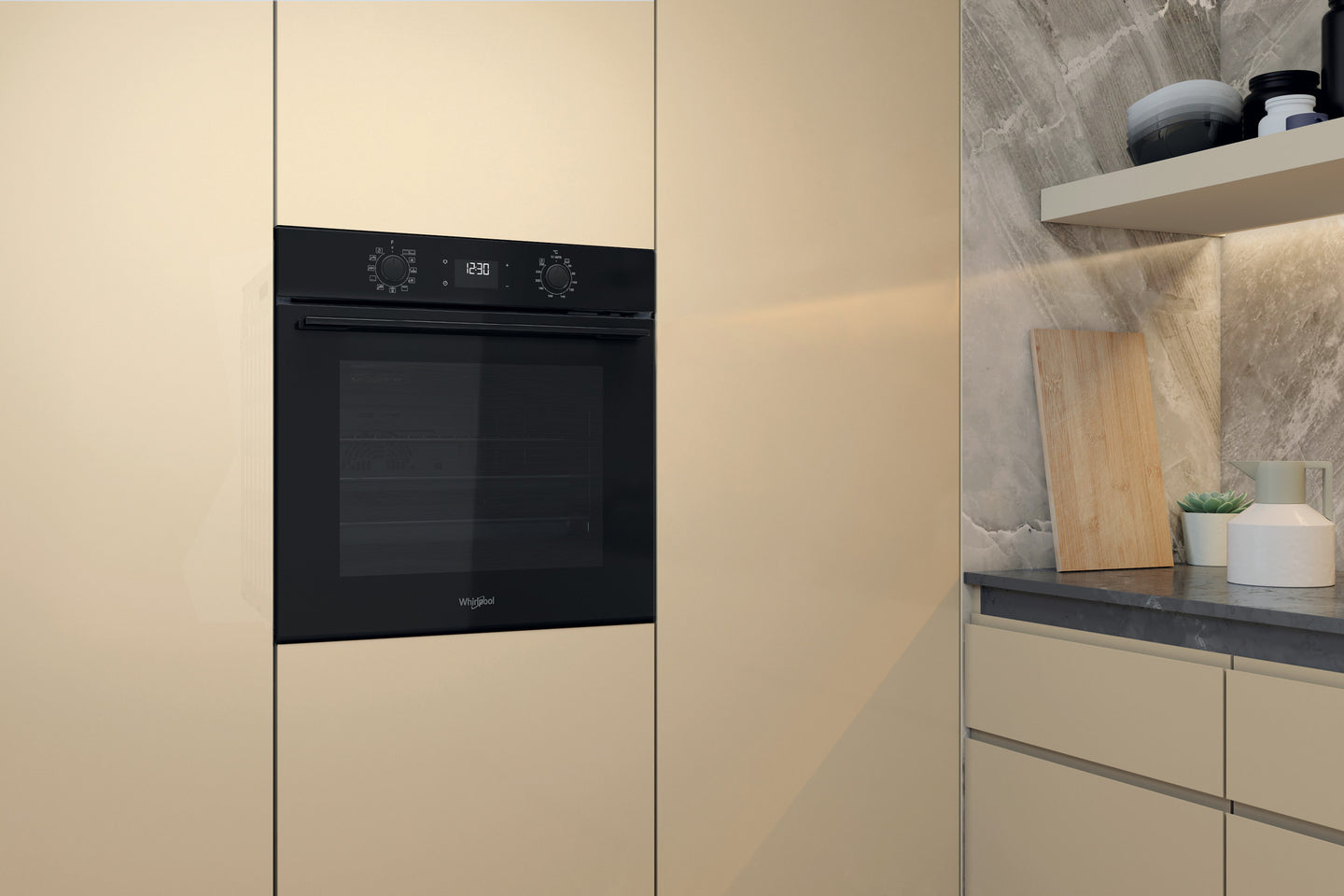 Whirlpool OMK58HU1B 71 l A+ Zwart