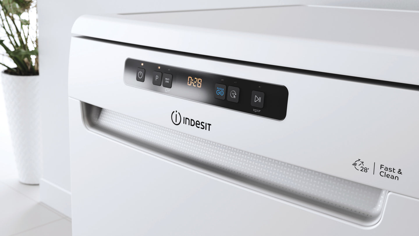 Indesit DFO 3T133 A F vaatwasser Vrijstaand 14 couverts D