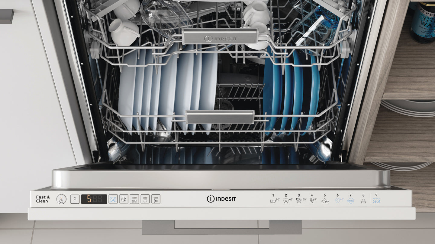 Indesit DIO3T131AFE vaatwasser Volledig ingebouwd 14 couverts D