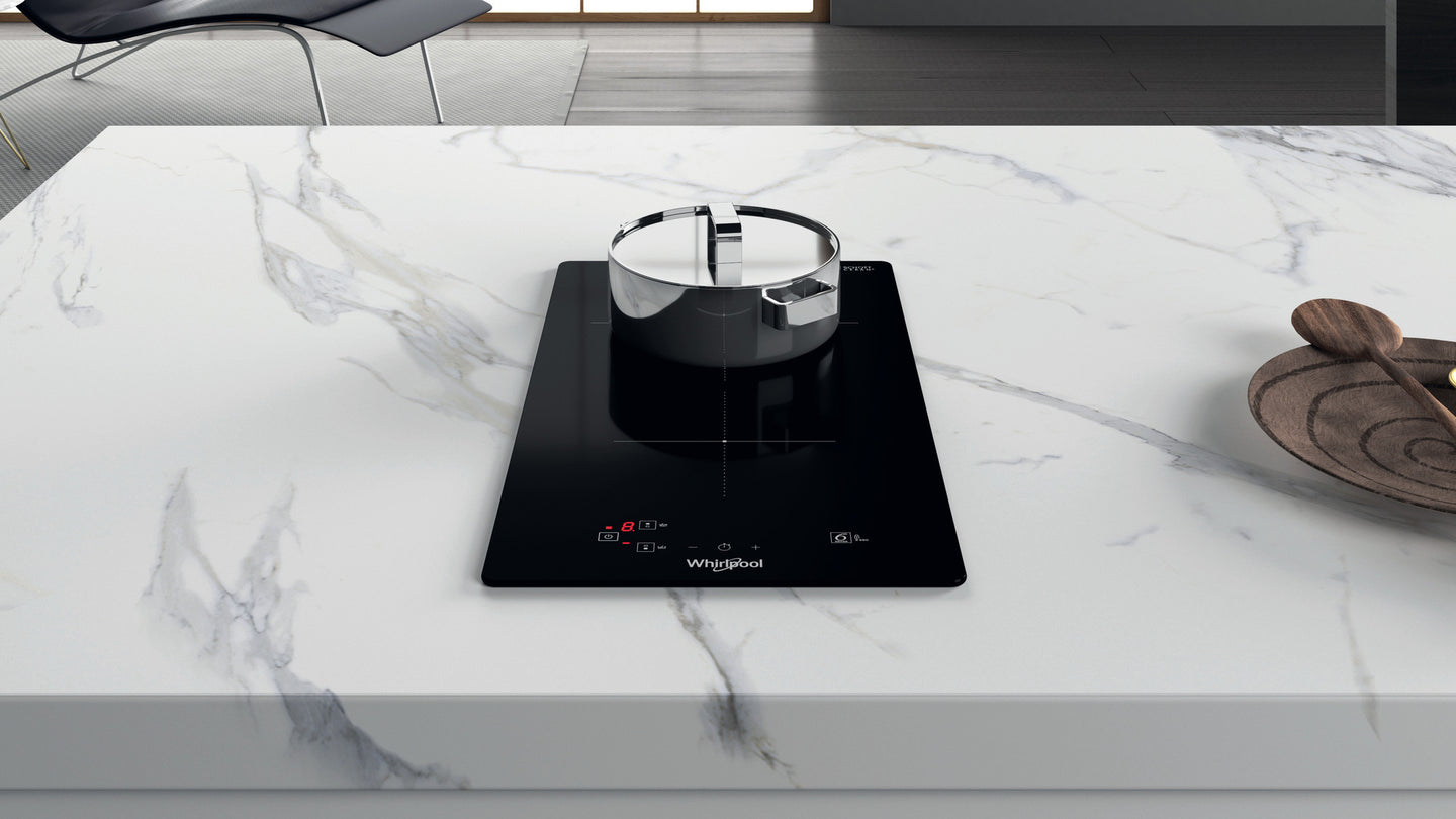 Whirlpool WS Q0530 NE Zwart Ingebouwd 28 cm Inductiekookplaat zones 2 zone(s)