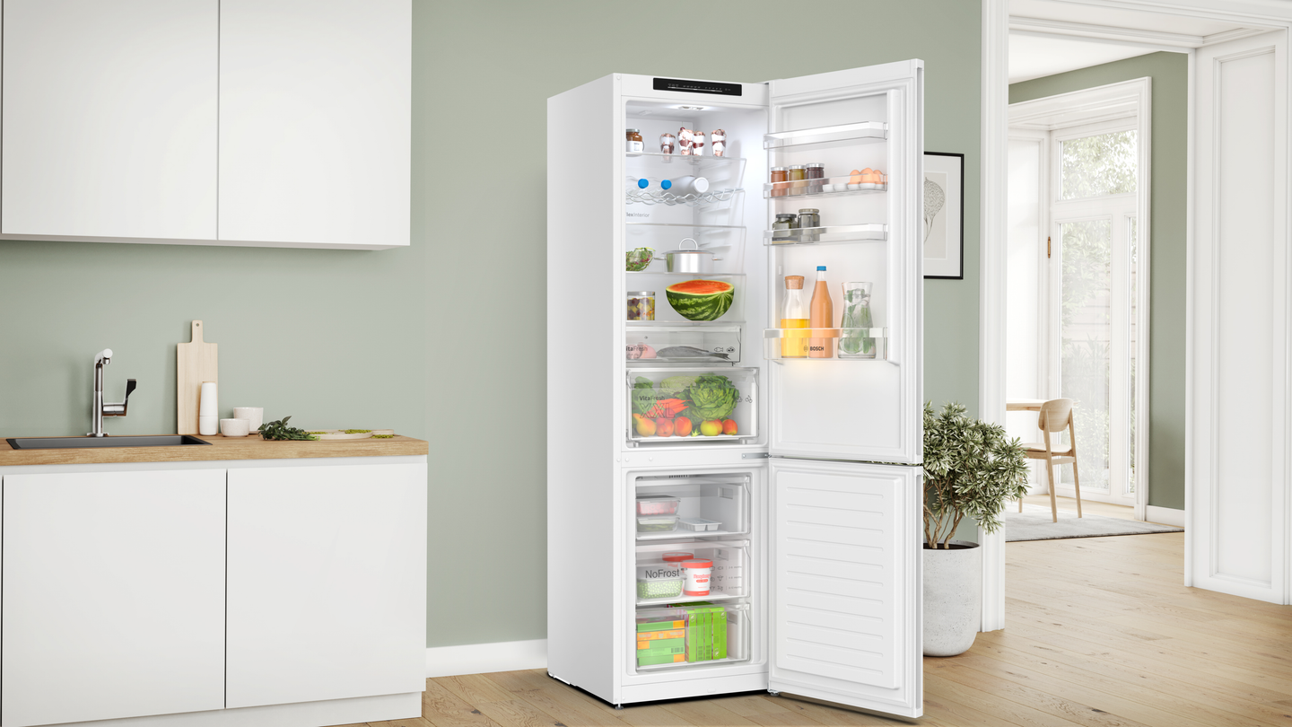 Bosch KGN392WCF koel-vriescombinatie 363 liter